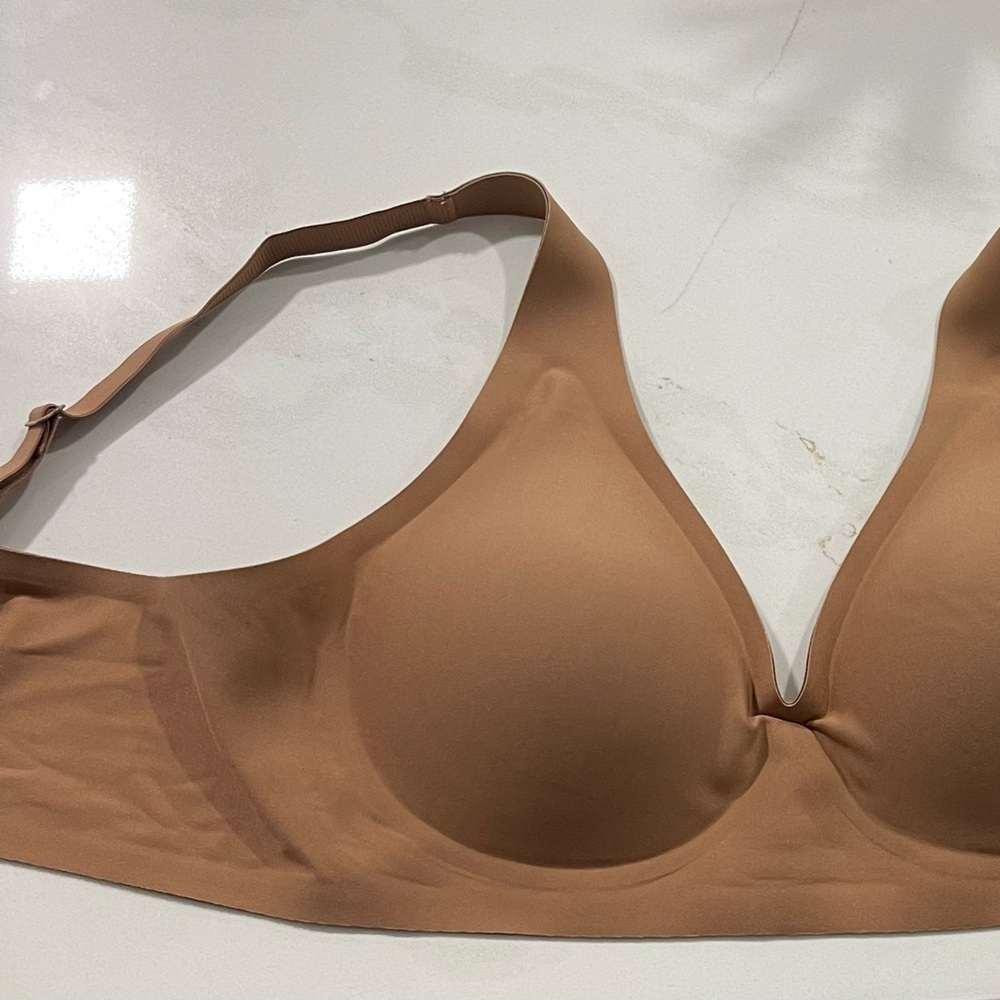 Seamless Tan Bra